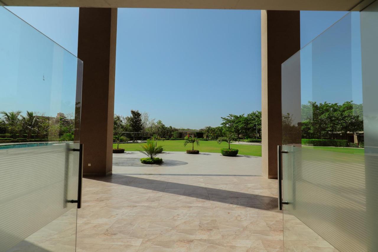 Club Heaven Palanpur Hotel Exterior photo