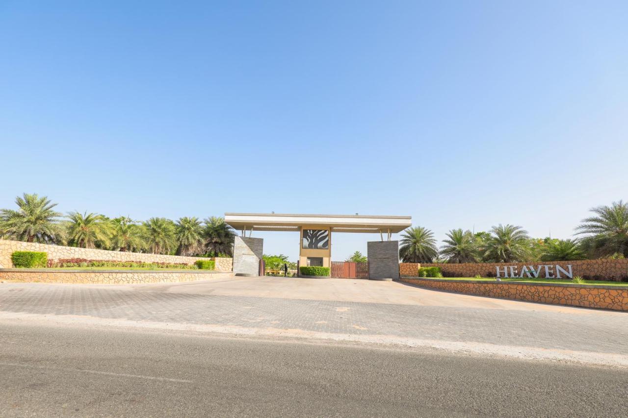 Club Heaven Palanpur Hotel Exterior photo
