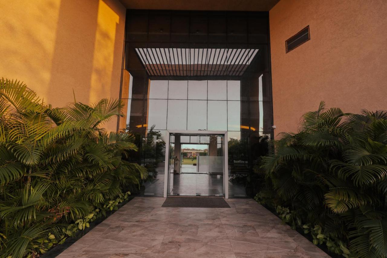 Club Heaven Palanpur Hotel Exterior photo