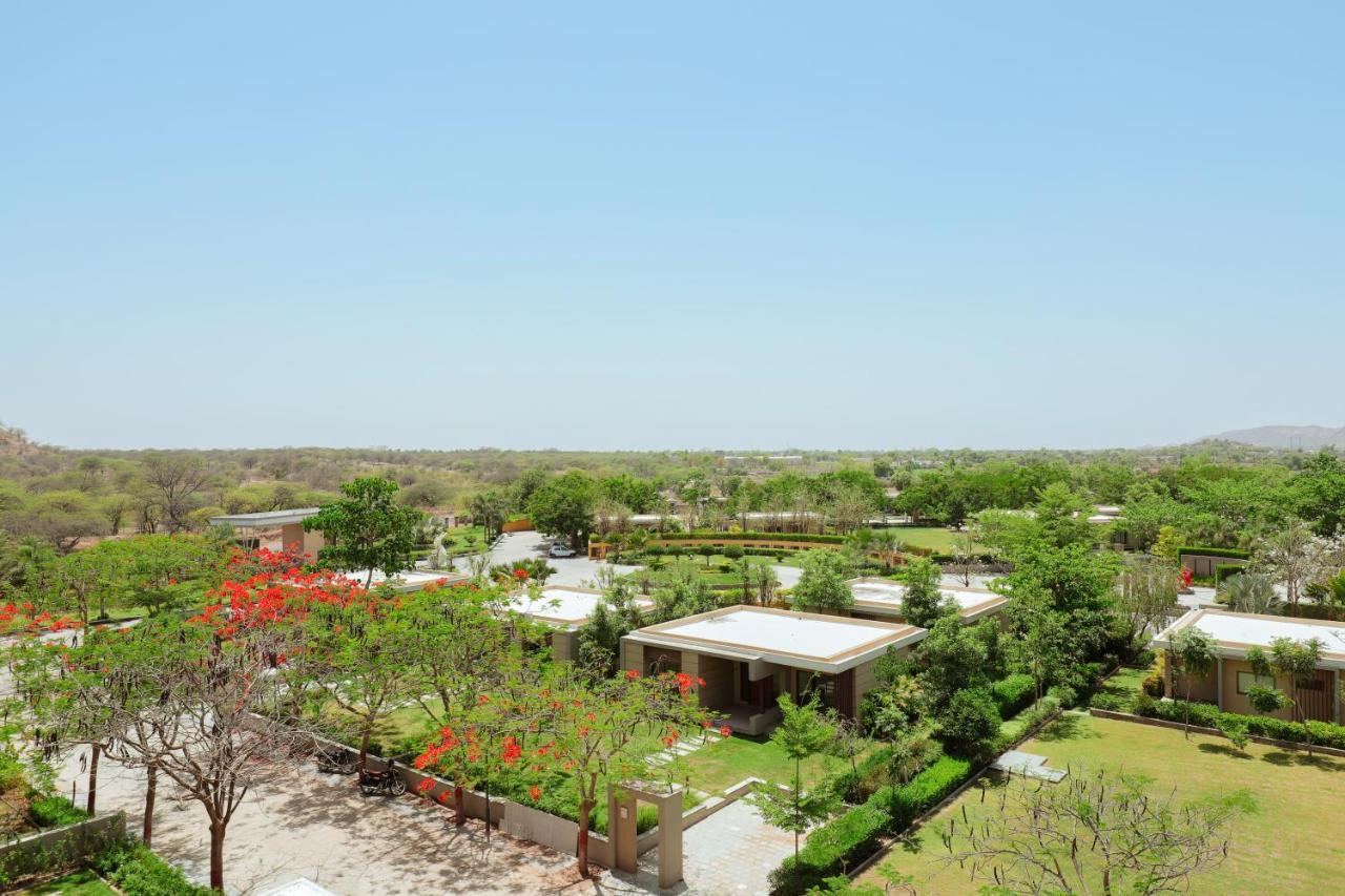 Club Heaven Palanpur Hotel Exterior photo